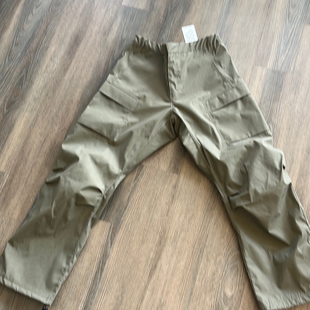 Hidden Cargo Pants Size Large